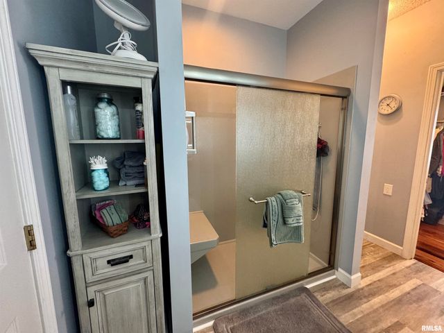 17794 E FAIRFIELD Road, Mt Vernon, IL 62864