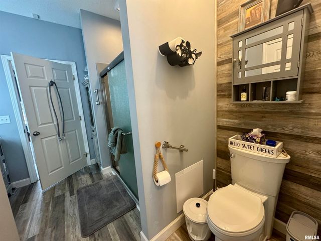 17794 E FAIRFIELD Road, Mt Vernon, IL 62864