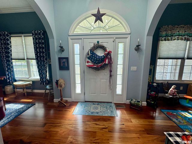 17794 E FAIRFIELD Road, Mt Vernon, IL 62864