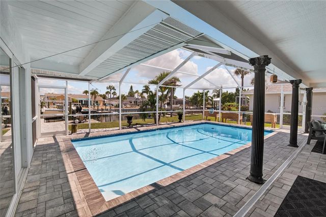 6337 COCOA LANE, Apollo Beach, FL 33572