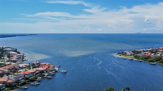 6337 COCOA LANE, Apollo Beach, FL 33572