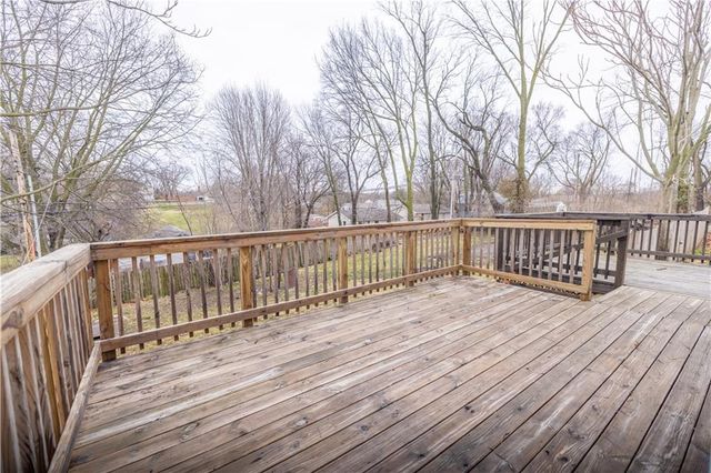 115 N Arlington Avenue, Independence, MO 64053