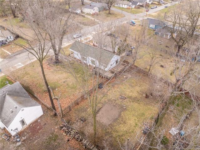 115 N Arlington Avenue, Independence, MO 64053