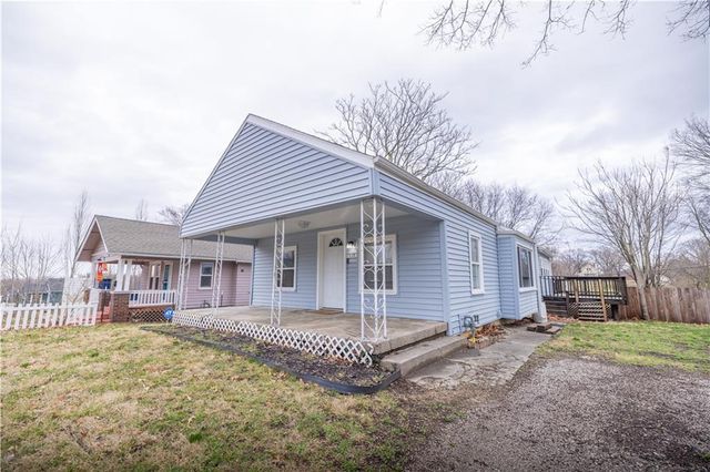 115 N Arlington Avenue, Independence, MO 64053