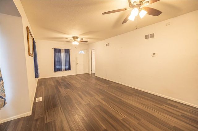 115 N Arlington Avenue, Independence, MO 64053