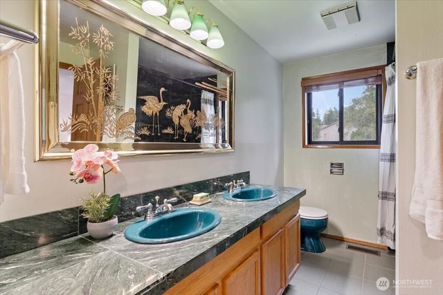 7918 W Glen Drive, Everett, WA 98203
