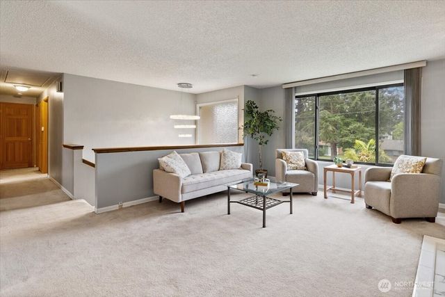 7918 W Glen Drive, Everett, WA 98203