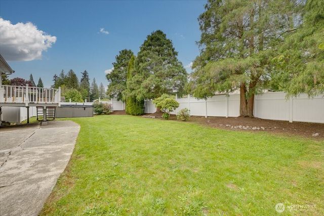 7918 W Glen Drive, Everett, WA 98203