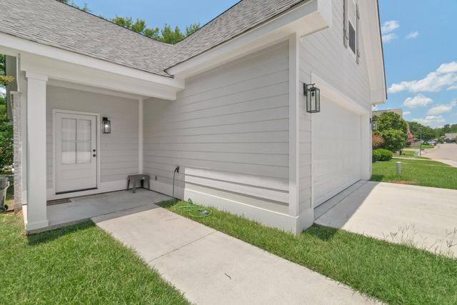 46 Bridgefield Ct., Hattiesburg, MS 39402