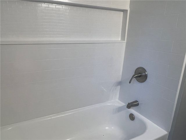 88 Pennsylvania Blvd., Monessen, PA 15062