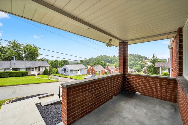 88 Pennsylvania Blvd., Monessen, PA 15062