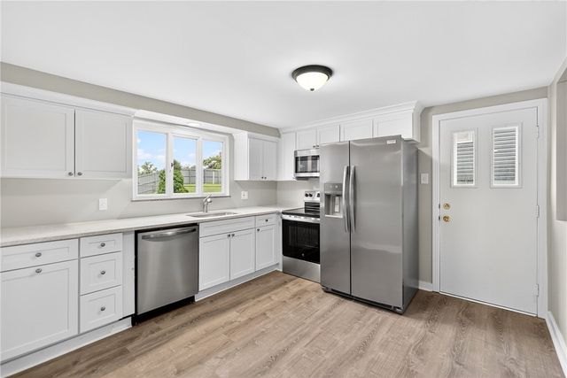 88 Pennsylvania Blvd., Monessen, PA 15062