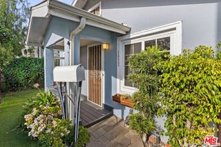 1537 Cabrillo Avenue, Venice, CA 90291