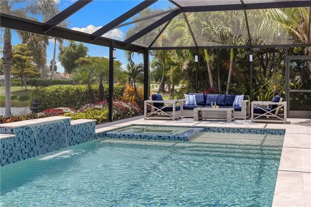 214 Torrey Pines PT, Naples, FL 34113