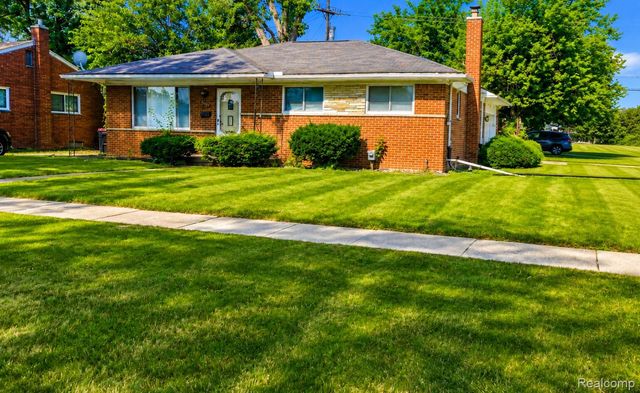 25055 Pierce Street, Southfield, MI 48075