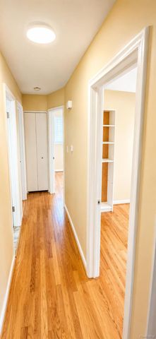 25055 Pierce Street, Southfield, MI 48075