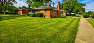 25055 Pierce Street, Southfield, MI 48075