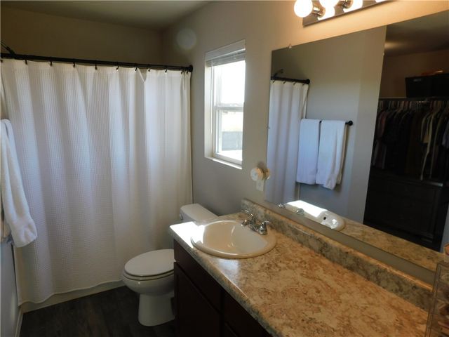 7931 Bridgegate Avenue, Springdale, AR 72762