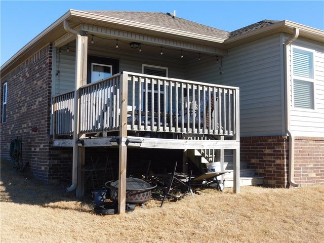 7931 Bridgegate Avenue, Springdale, AR 72762