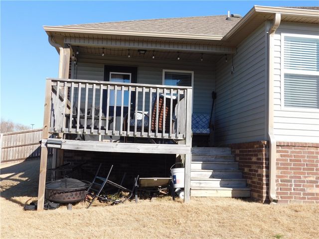 7931 Bridgegate Avenue, Springdale, AR 72762