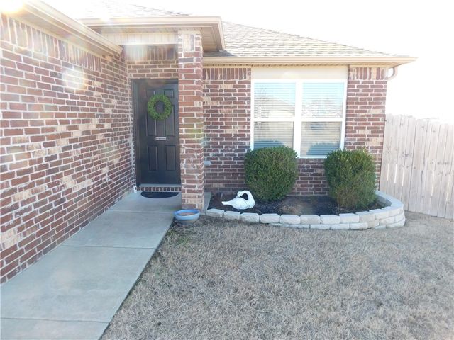 7931 Bridgegate Avenue, Springdale, AR 72762