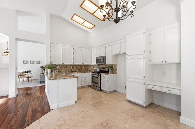 276 Tork Ct, Folsom, CA 95630