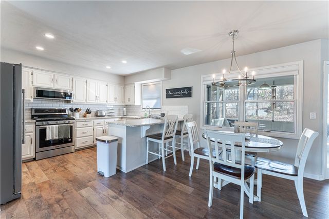 14 Everleigh Drive, Bella Vista, AR 72715