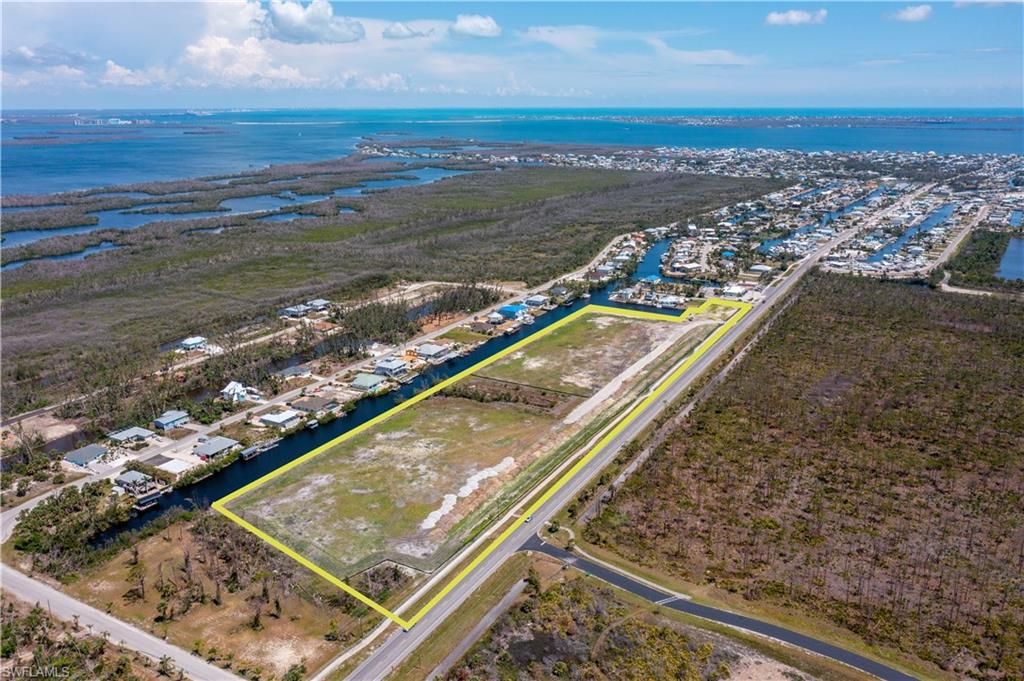 3810 Stringfellow RD, ST. JAMES CITY, FL 33956 — photo 2