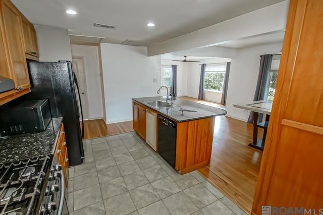 5961 Burgundy Ave, Baton Rouge, LA 70806