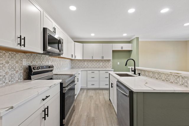 1121 Lowery Street, Bryan, TX 77803