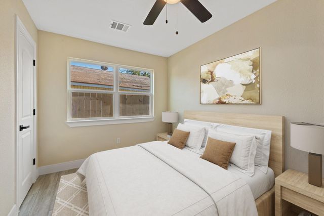 1121 Lowery Street, Bryan, TX 77803