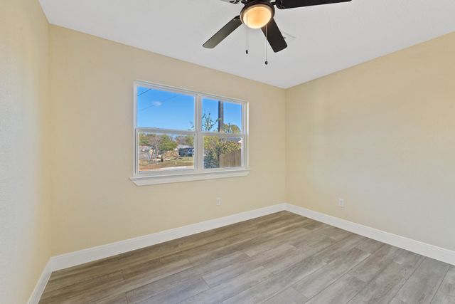 1121 Lowery Street, Bryan, TX 77803