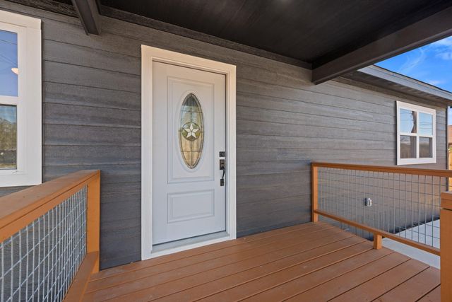 1121 Lowery Street, Bryan, TX 77803