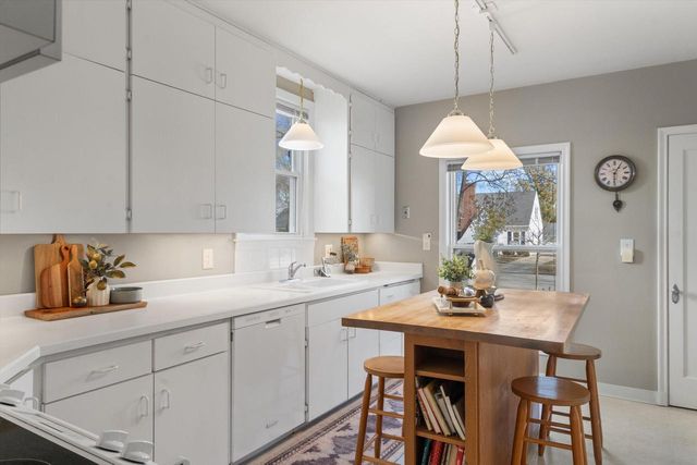 726 Orchard STREET, Racine, WI 53405