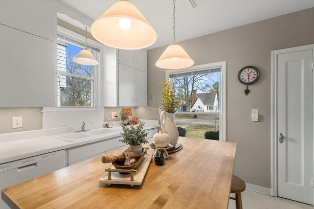 726 Orchard STREET, Racine, WI 53405