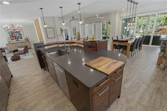 272 SHORE DRIVE, Palm Harbor, FL 34683