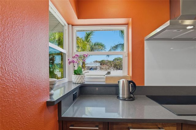 272 SHORE DRIVE, Palm Harbor, FL 34683