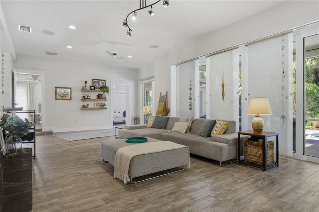 272 SHORE DRIVE, Palm Harbor, FL 34683