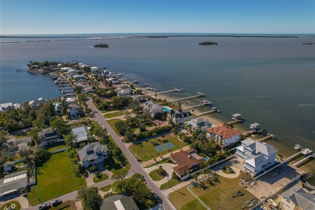 272 SHORE DRIVE, Palm Harbor, FL 34683