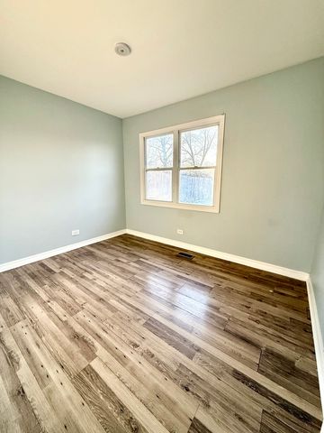 5522 W Celebrity Circle, Hanover Park, IL 60133