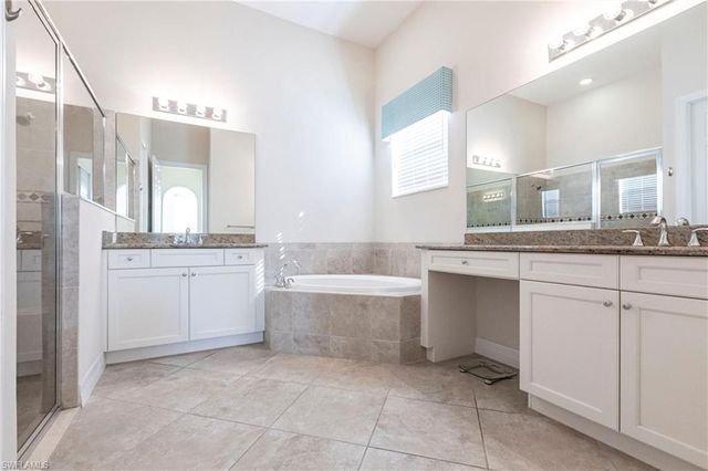 13730 Willow Haven CT, Fort Myers, FL 33905