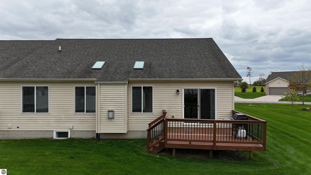 Image 21 of property listing at 1631 Heritage Way, Mt Pleasant, MI 48858