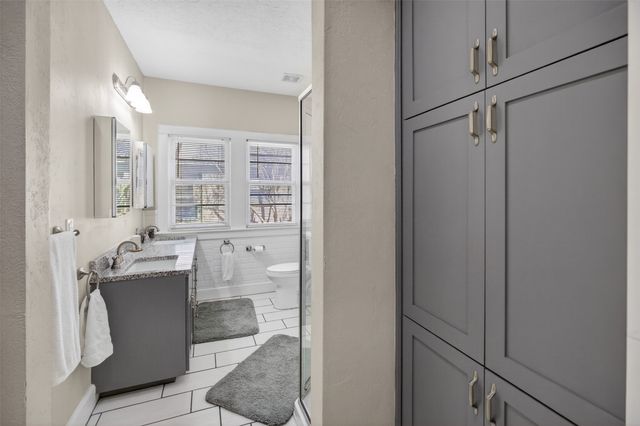 3315 Rogers Avenue, Fort Worth, TX 76109