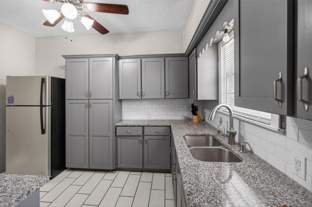 3315 Rogers Avenue, Fort Worth, TX 76109