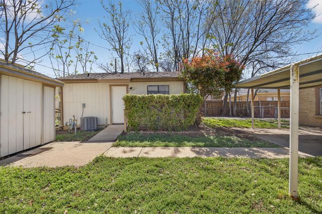 3315 Rogers Avenue, Fort Worth, TX 76109