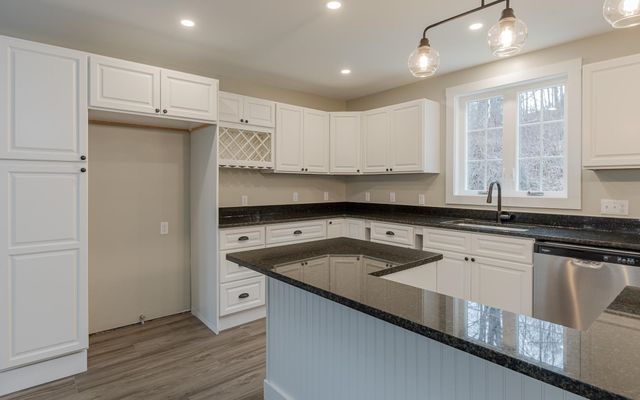 10 Hillside Avenue, Swanzey, NH 03446