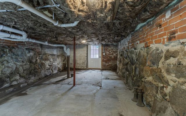 10 Hillside Avenue, Swanzey, NH 03446