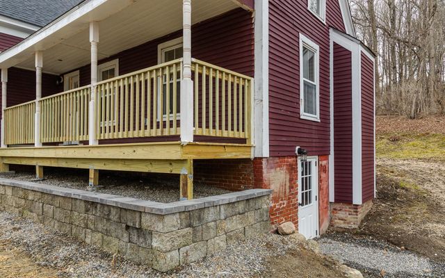 10 Hillside Avenue, Swanzey, NH 03446