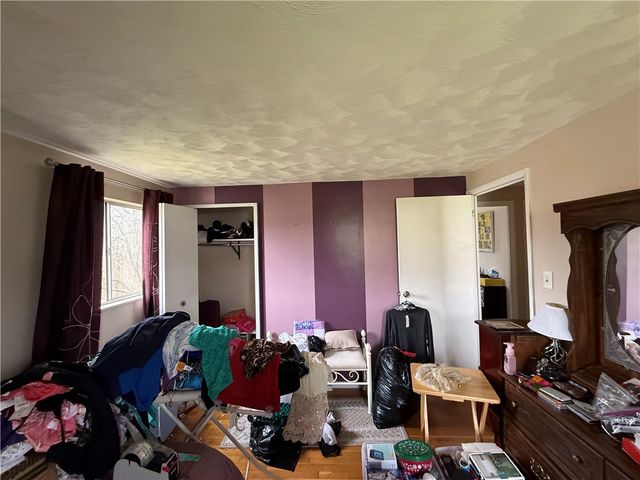 111 Forrestdale Dr, Ohioville, PA 15052