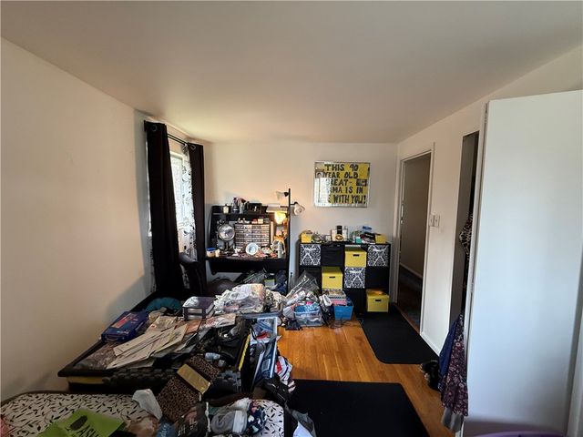 111 Forrestdale Dr, Ohioville, PA 15052